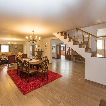 Affittacamere Quinta Dos Avos 3*