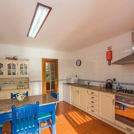 Quinta Dos Avos Guest house
