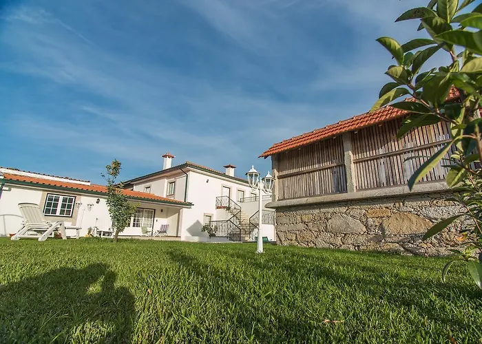 Гостевой дом Quinta Dos Avos